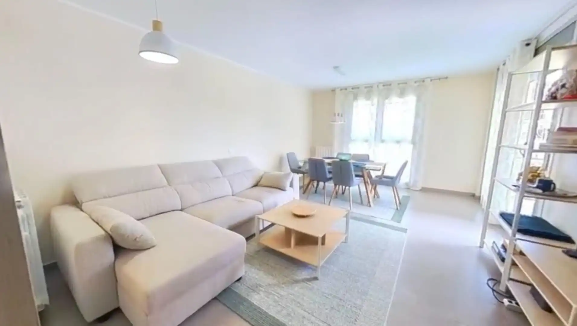Sala de estar de Piso en venta en Calafell con Aire acondicionado, Calefacción y Jardín privado