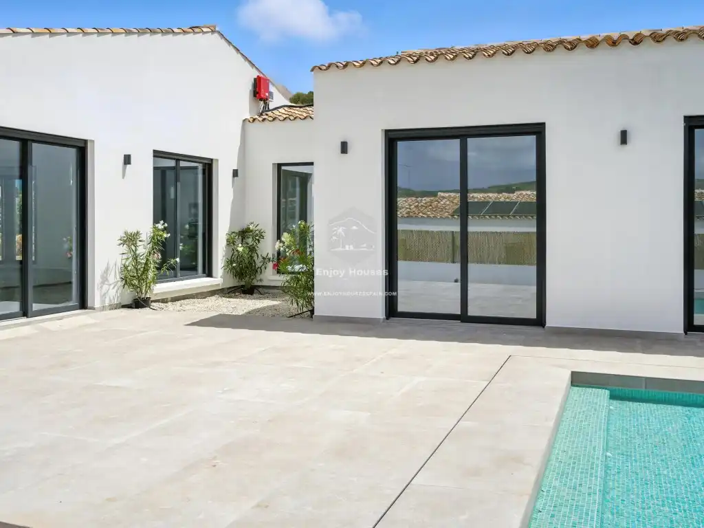 Houses for sale in Partides comunes - Adsubia