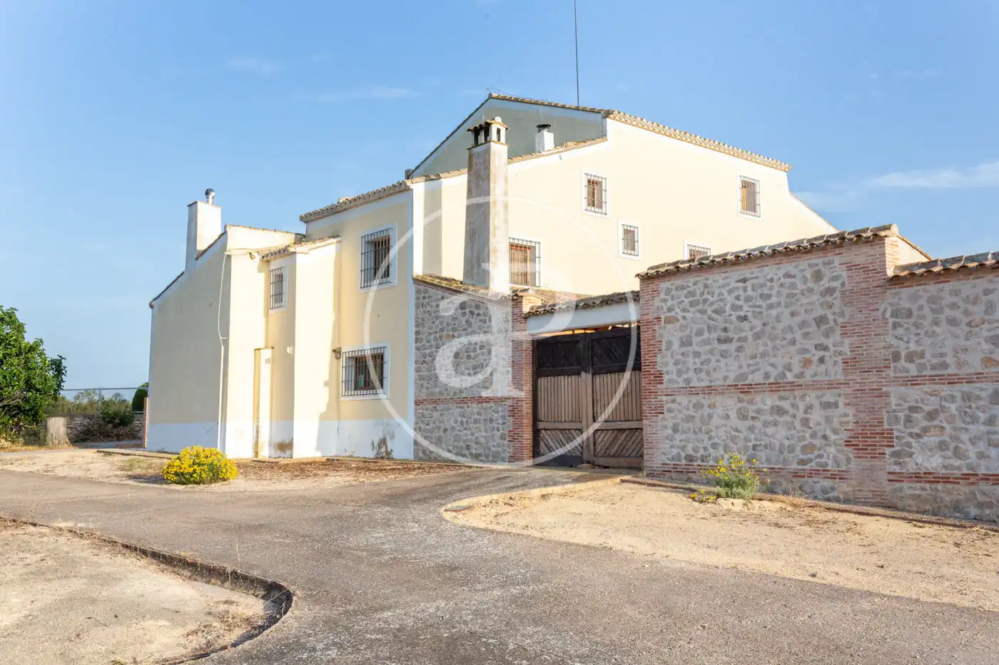 Vista exterior de Finca rústica en venda en Alicante / Alacant amb Calefacció, Jardí privat i Terrassa