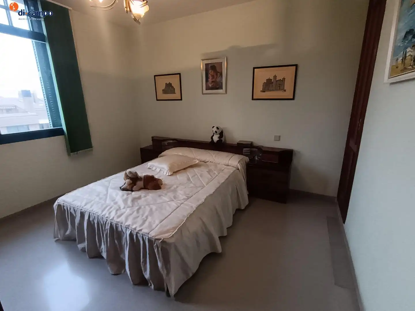 Dormitori de Casa adosada en venda en Valladolid amb Jardí privat, Traster i Piscina comunitària