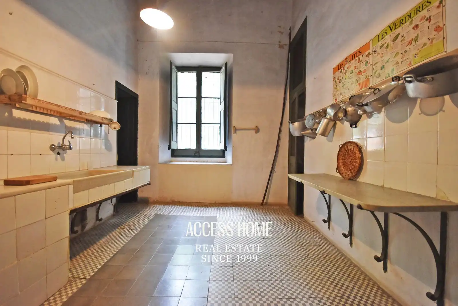 Küche von Country house zum Verkauf in Argentona mit Heizung