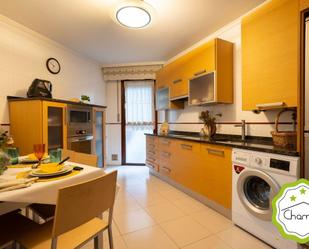 Kitchen of Flat for sale in Bilbao   with Heating, Private garden and Storage room