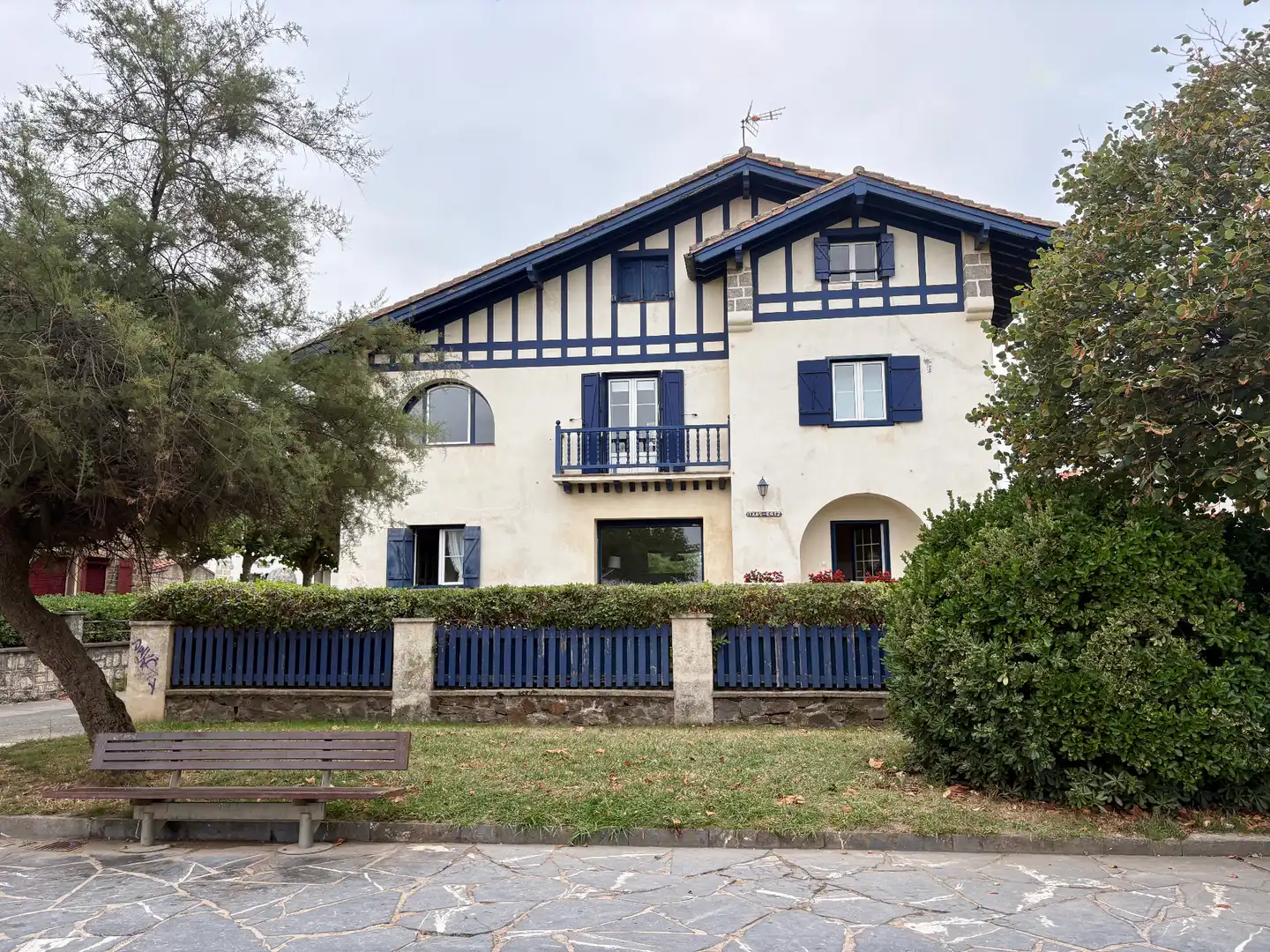 Vista exterior de Pis en venda en Deba amb Calefacció, Moblat i Forn