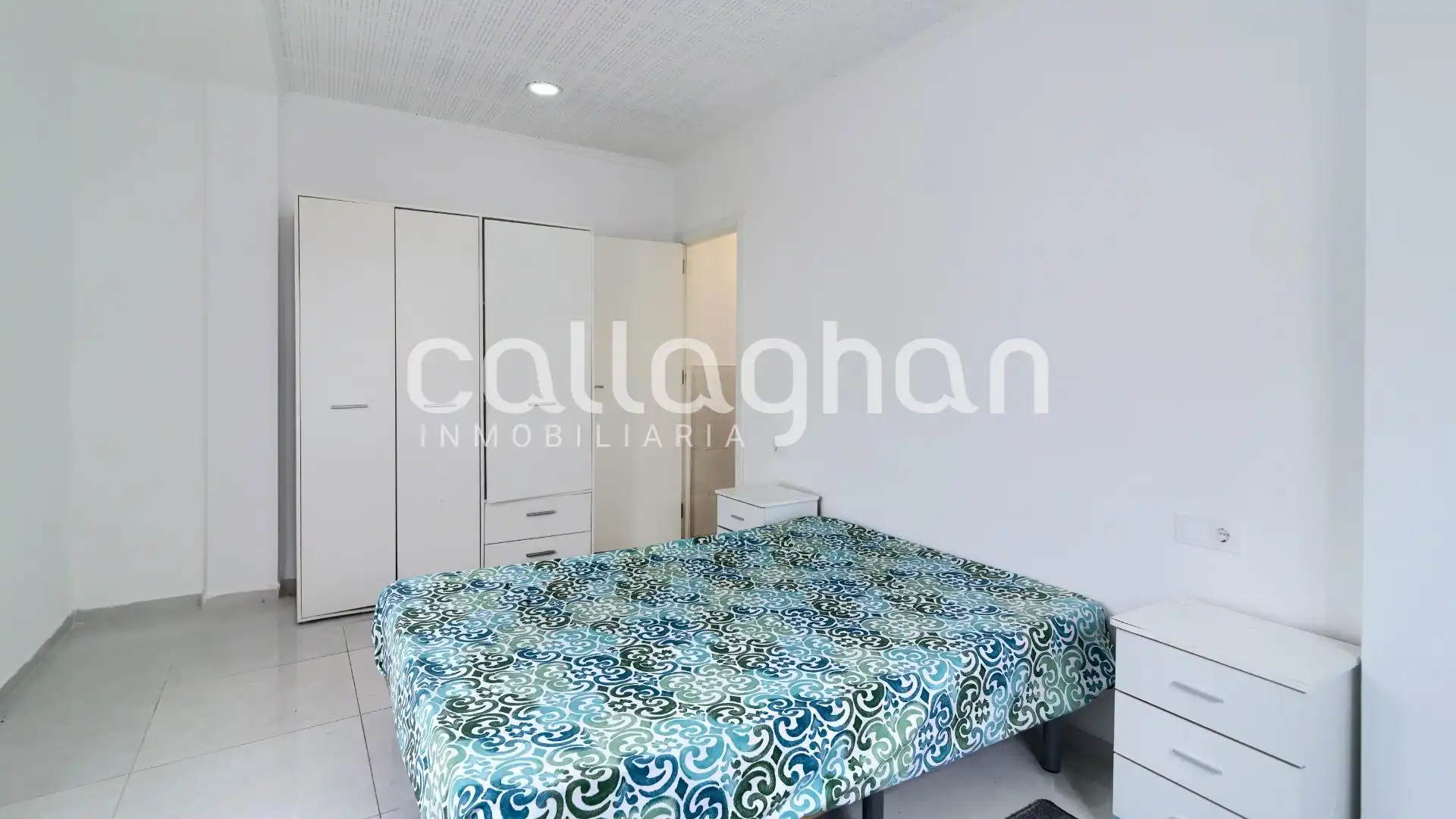 Habitación de Piso en venta en Sagunto / Sagunt con Terraza