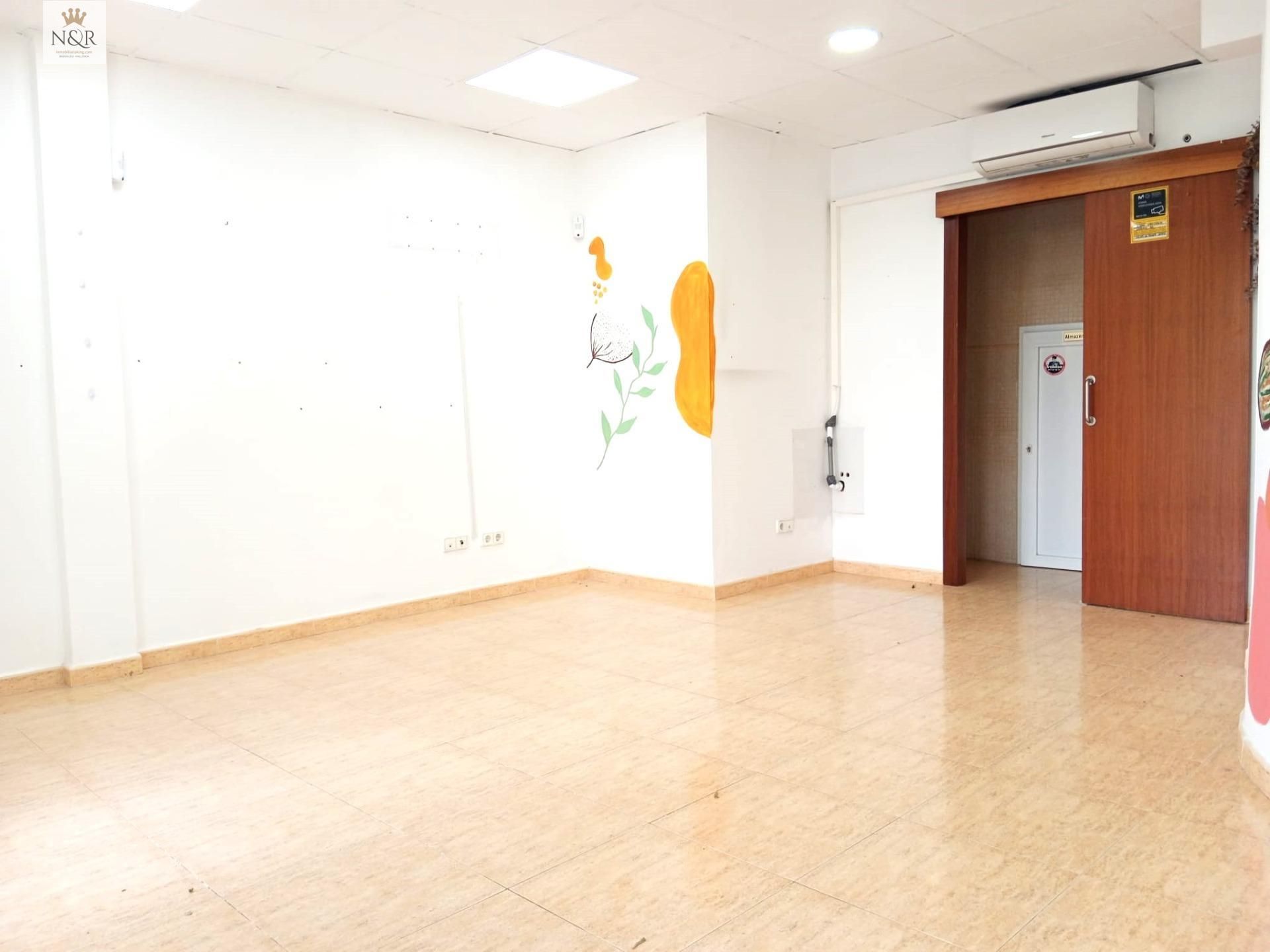 Premises for sale in Es Rafal Vell