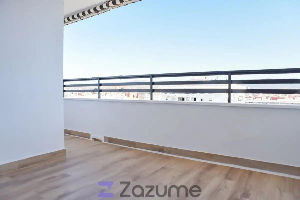 Flat for rent in C. Eduardo de Palacios, Los Guindos - Parque Mediterráneo - Santa Paula