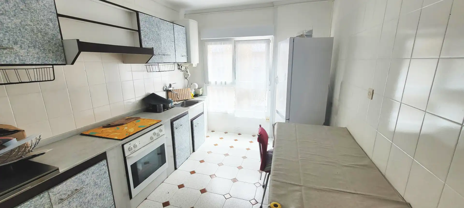 Cuina de Pis en venda en Gijón  amb Calefacció i Parquet