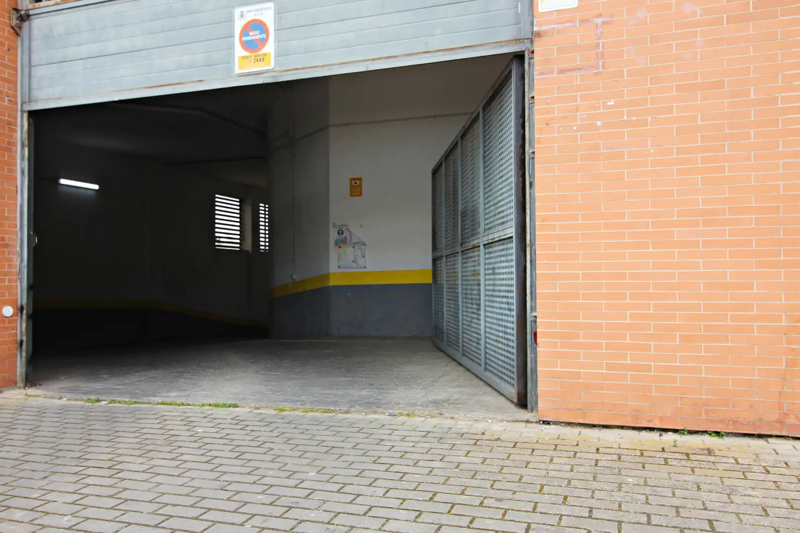 Aparcament de Garatge en venda en Huelva