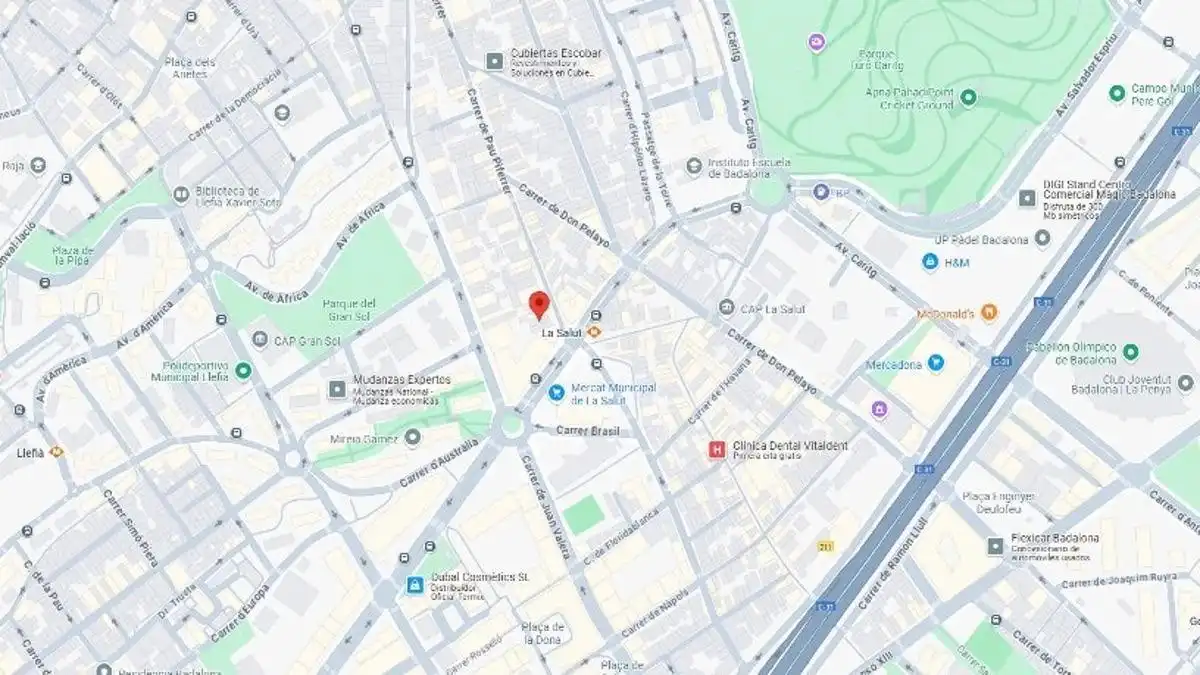 Apartamento con terraza en venta en Salut - Lloreda, imagen 2