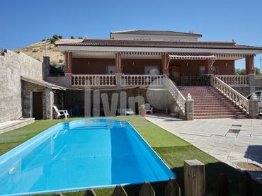 Casa con piscina en venta en Puente Jontoya - Puente de la Sierra - El Arroyo