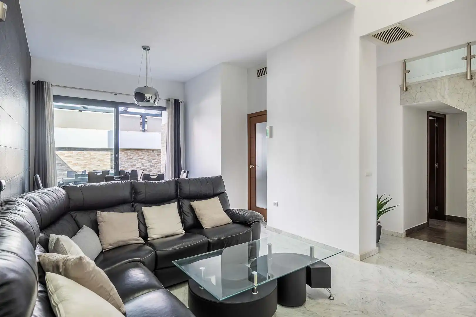 Living room of Detached homes for sale in Dos Hermanas  with Air Conditioner, Heating and Private garden
