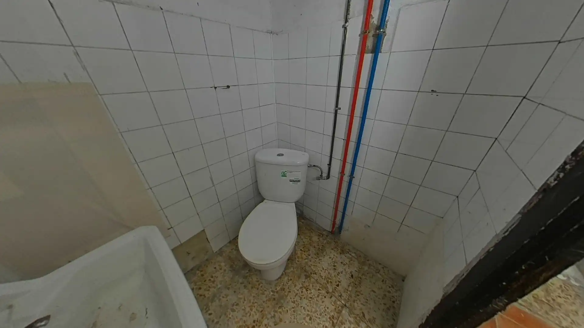 Baño de Local en venta en Valle de Mena