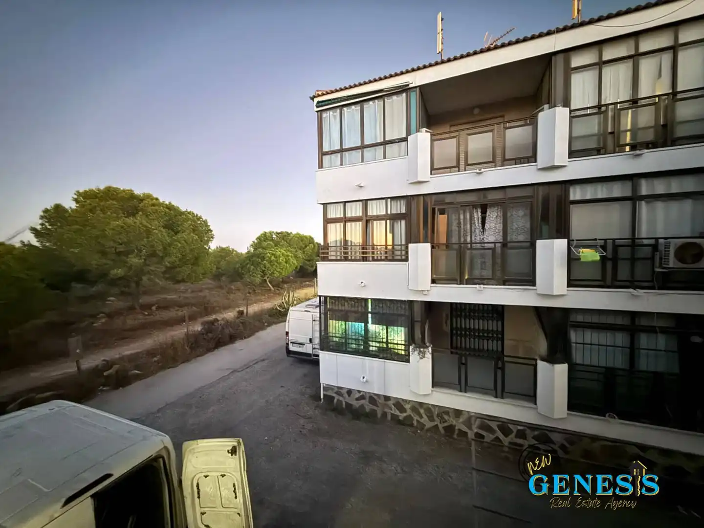 Monolocale con terrazza in vendita a Avenida Robleda 8