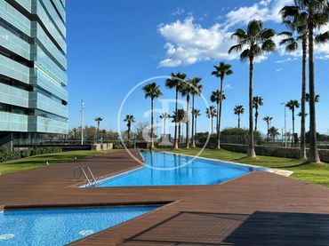 Pis amb piscina en venda a Passeig de Garcia Fària