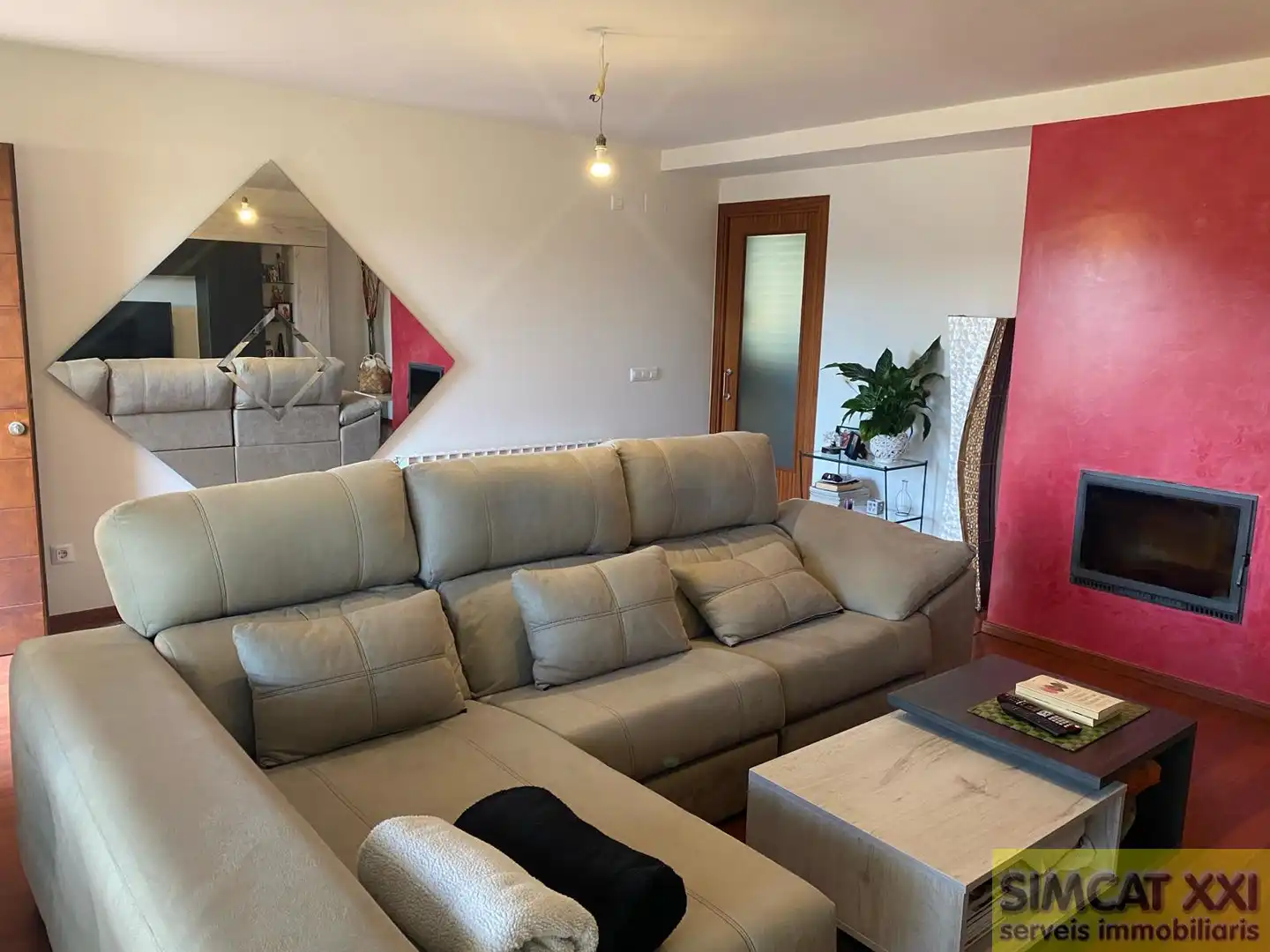 Sala de estar de Casa adosada en venta en Navata con Aire acondicionado, Calefacción y Parquet