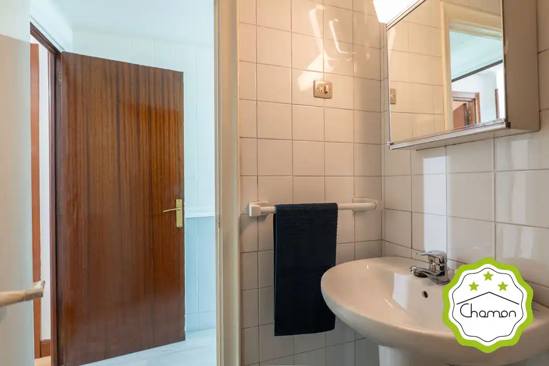Baño de Piso en venta en Bilbao  con Calefacción, Jardín privado y Terraza