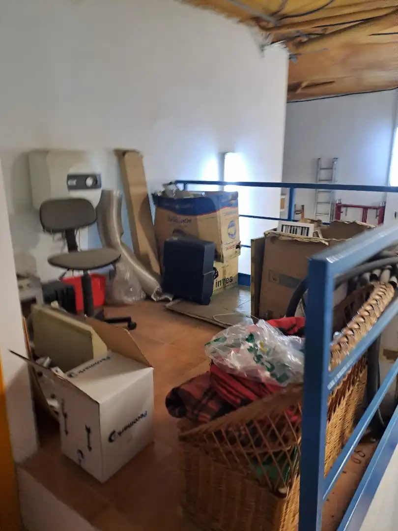 Commercial properties for sale in Zaragoza  with Air Conditioner, Heating and Furnished