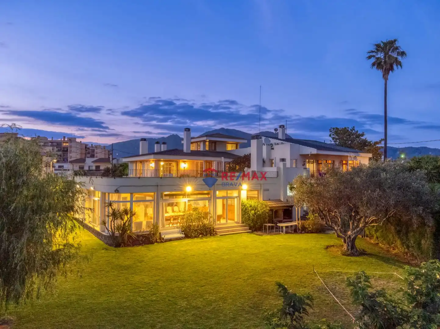 Casa o xalet en venda en Roses amb Aire condicionat, Jardí privat i Terrassa