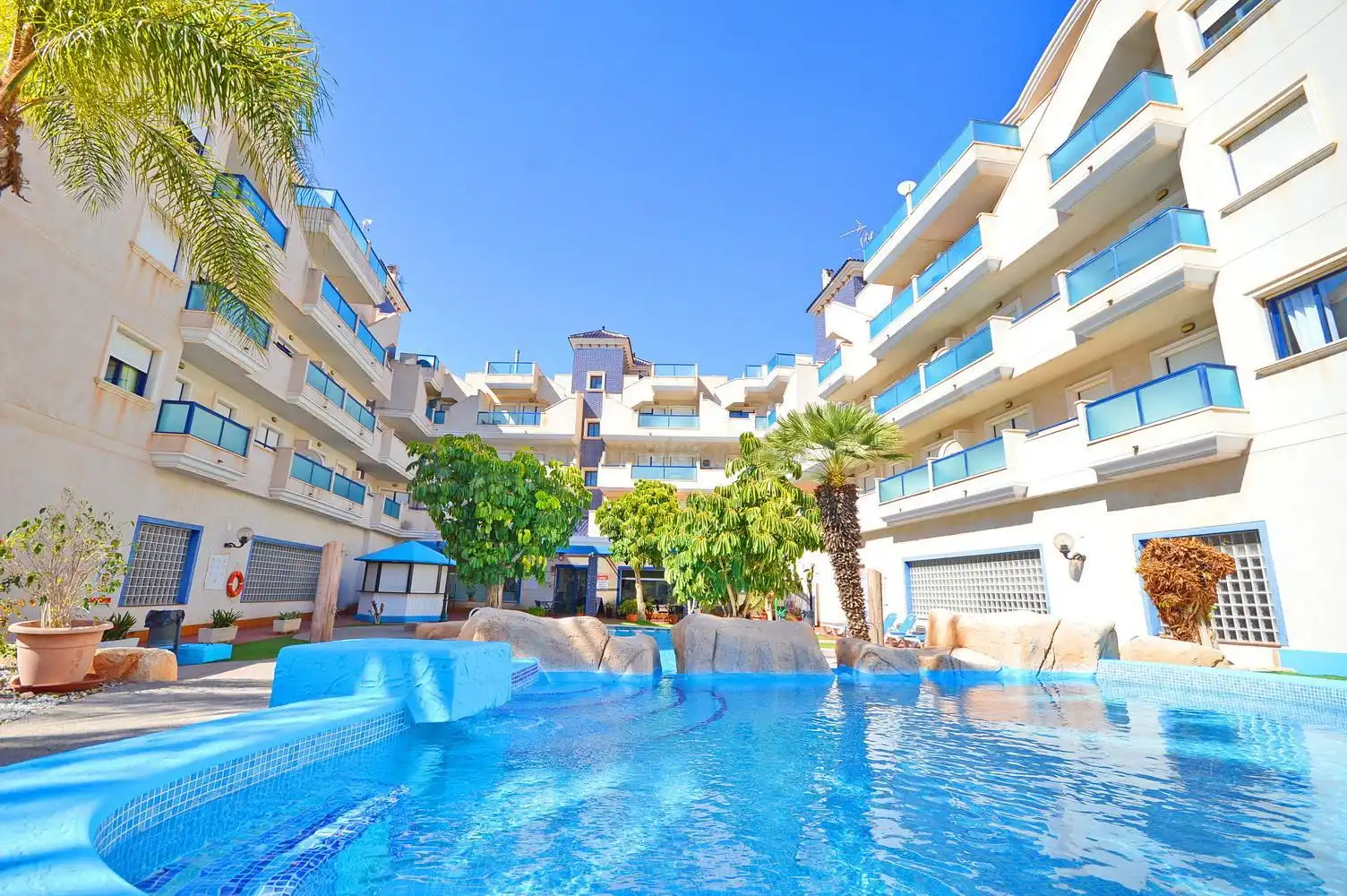 Apartamento con piscina en venta en Orihuela Costa, imagen 3