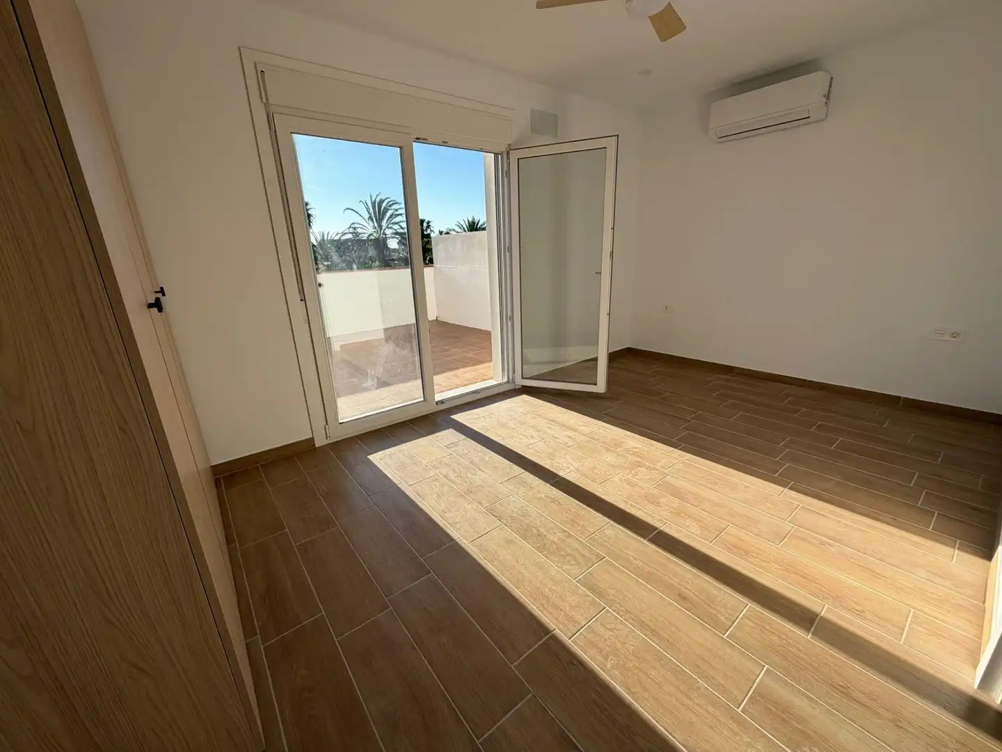 Bedroom of Flat for sale in Cartagena  with Air Conditioner, Heating and Terrace