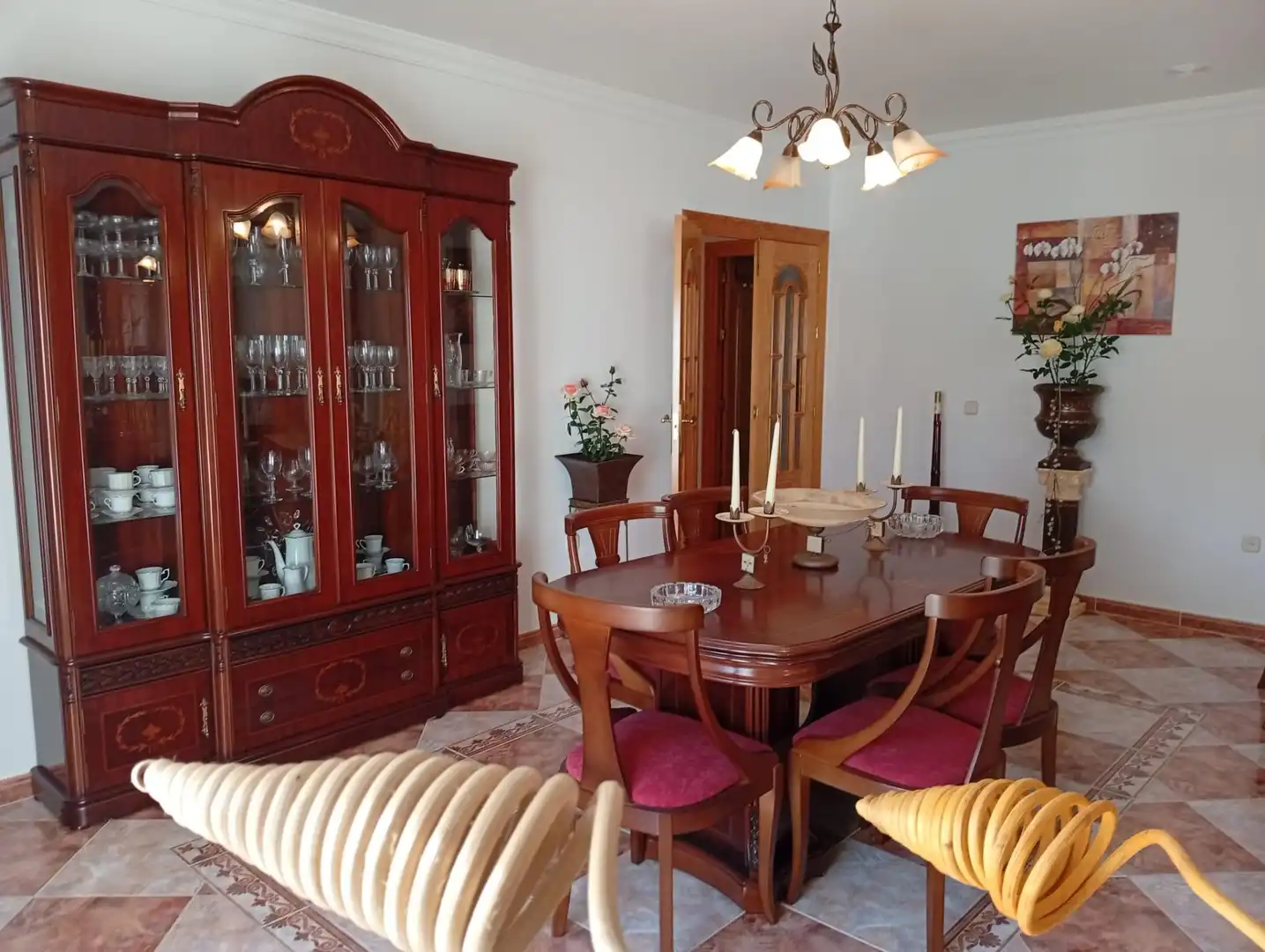 Casa adosada en venda a Cortes - Huertas