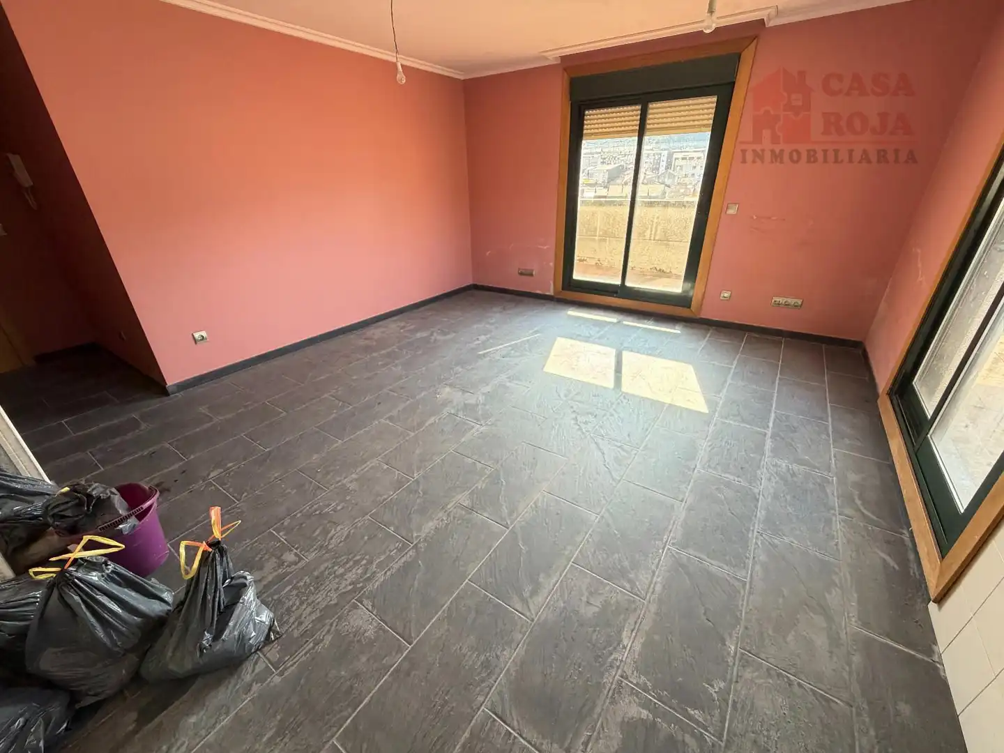 Sala d'estar de Àtic en venda en Cangas  amb Terrassa