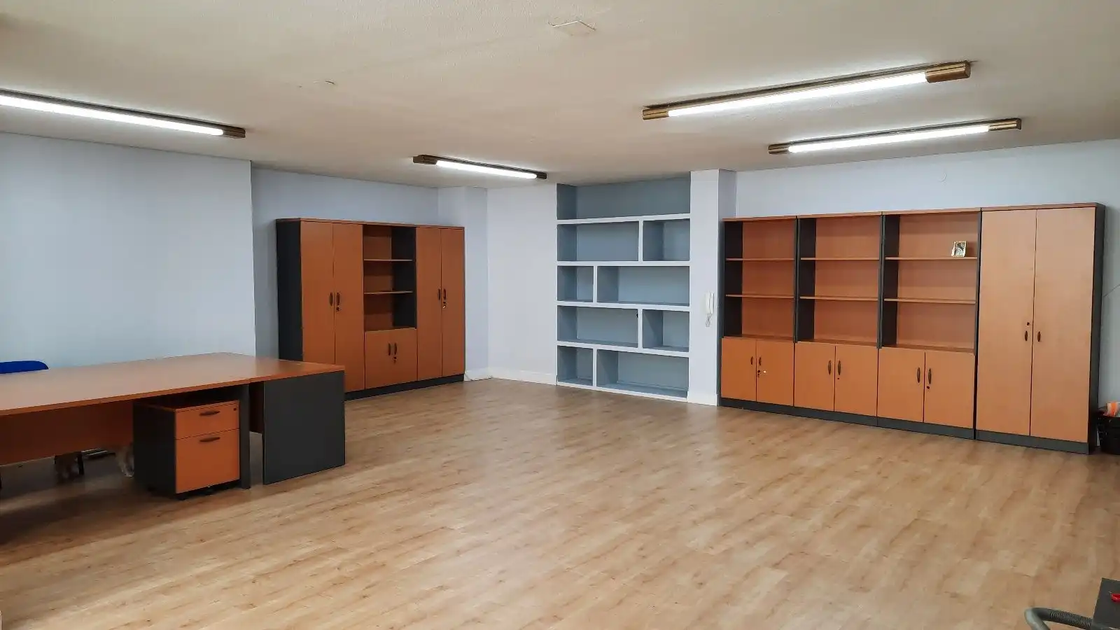 Büro zur Miete in Casco Antiguo, imagen 2
