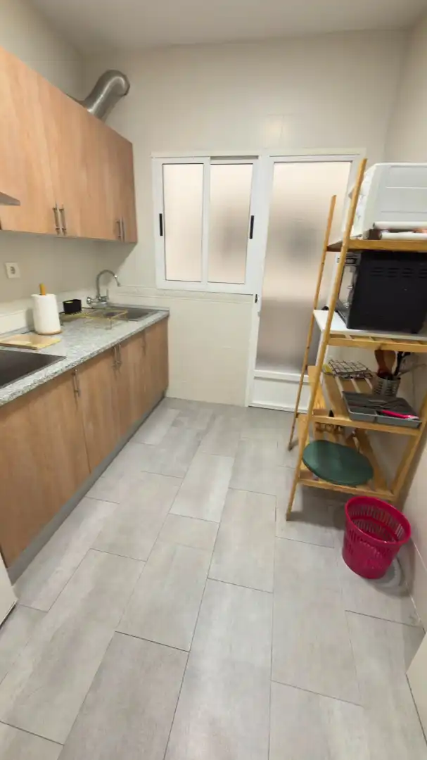 Cocina de Piso de alquiler en Granada con Aire acondicionado, Amueblado y Lavadora