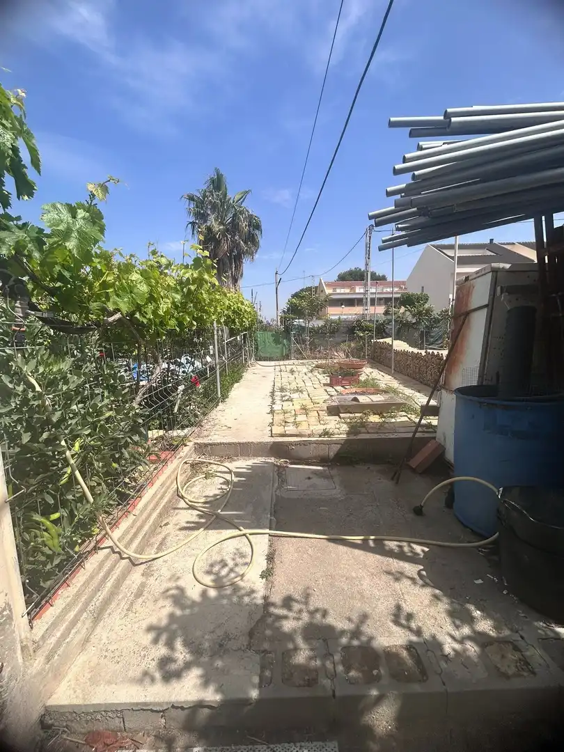 Jardí de Casa o xalet en venda en Sagunto / Sagunt amb Aire condicionat, Calefacció i Jardí privat