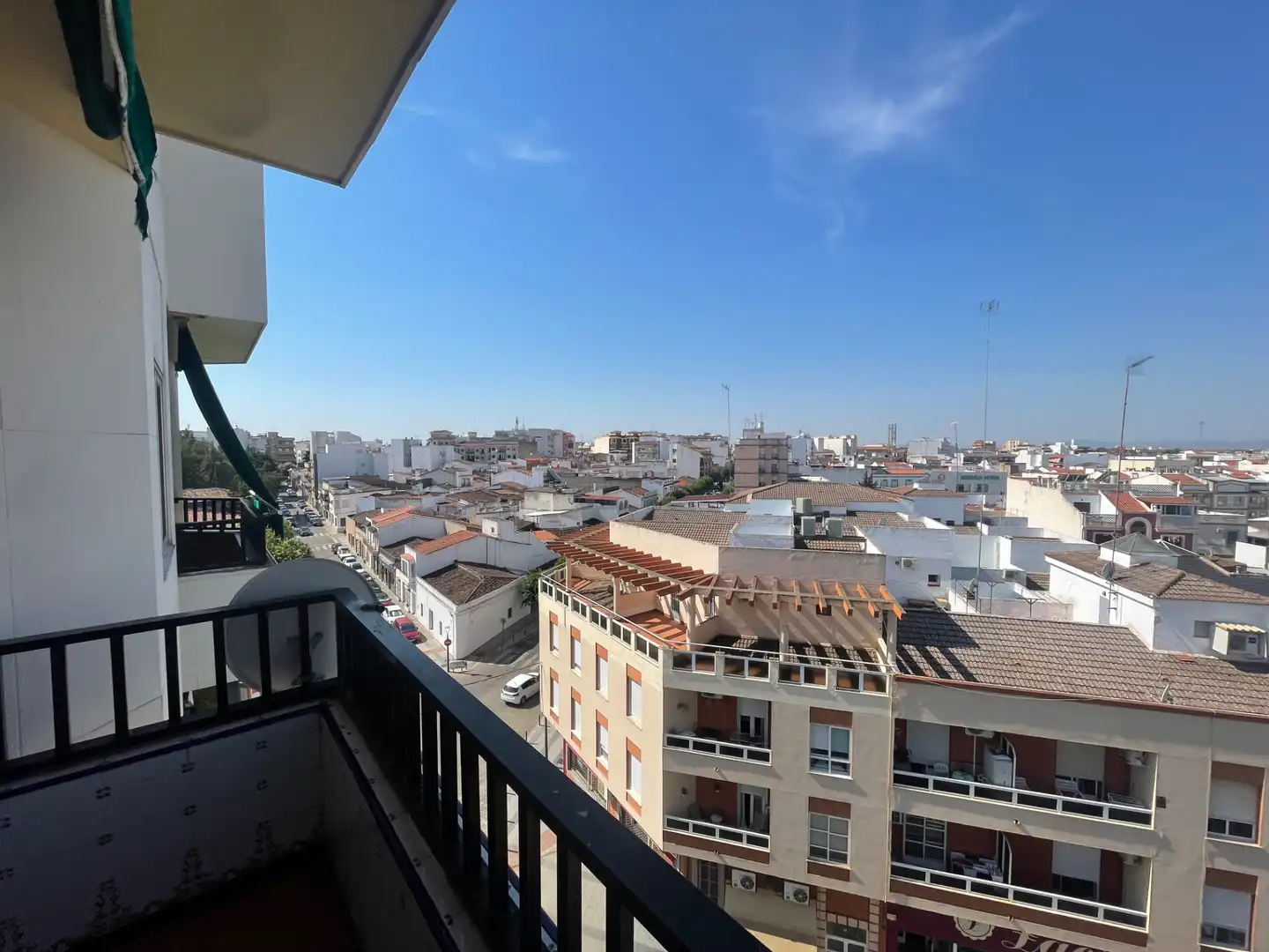 Piso con terraza en venta en Calle Antonio Martínez de Pinillos, imagen 2