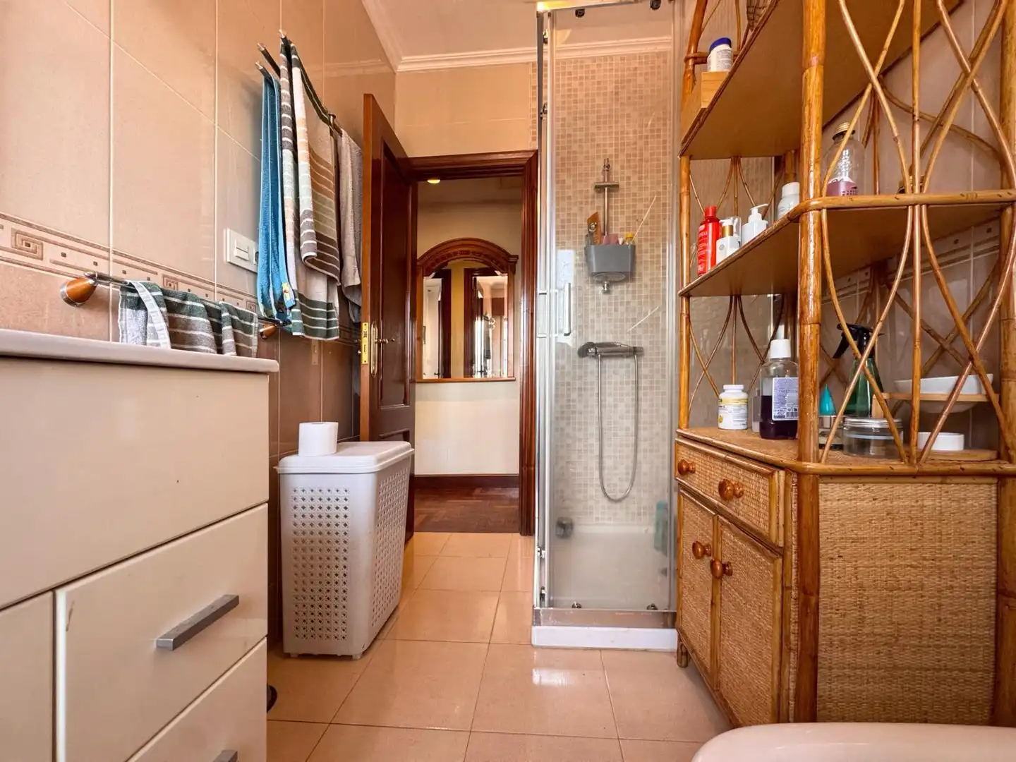 Bany de Casa o xalet en venda en Pontevedra Capital  amb Calefacció, Terrassa i Balcó