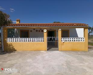 Exterior view of House or chalet for sale in Cáceres Capital  with Storage room