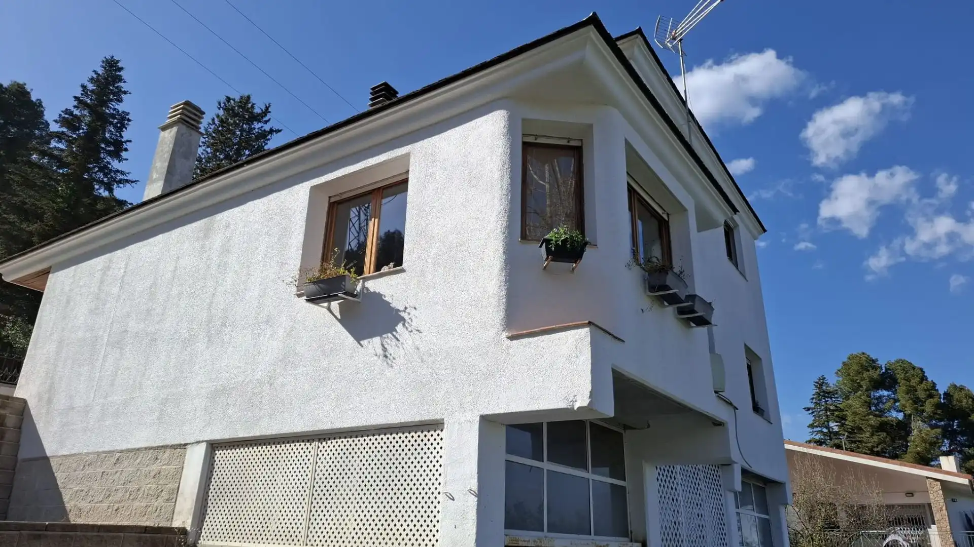 Vista exterior de Casa o chalet en venta en Vallirana con Calefacción y Trastero