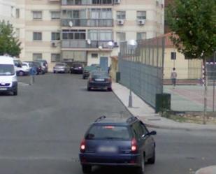 Vista exterior de Pis en venda en Ciempozuelos amb Jardí privat i Terrassa