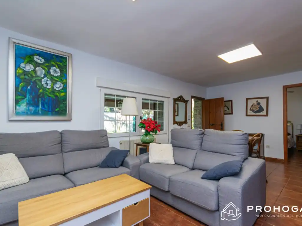 Sala de estar de Casa adosada en venta en Colmenar Viejo con Amueblado y Domótica