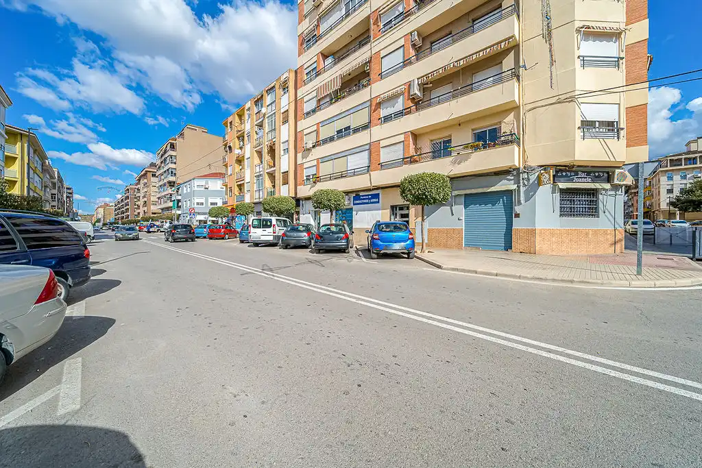Piso en venta en Av de Madrid, Petrer