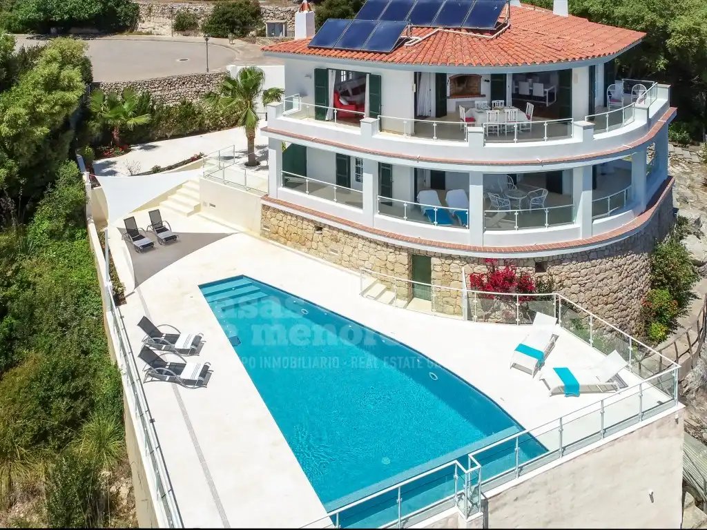 Piscina de Casa o xalet en venda en Es Migjorn Gran amb Terrassa i Piscina
