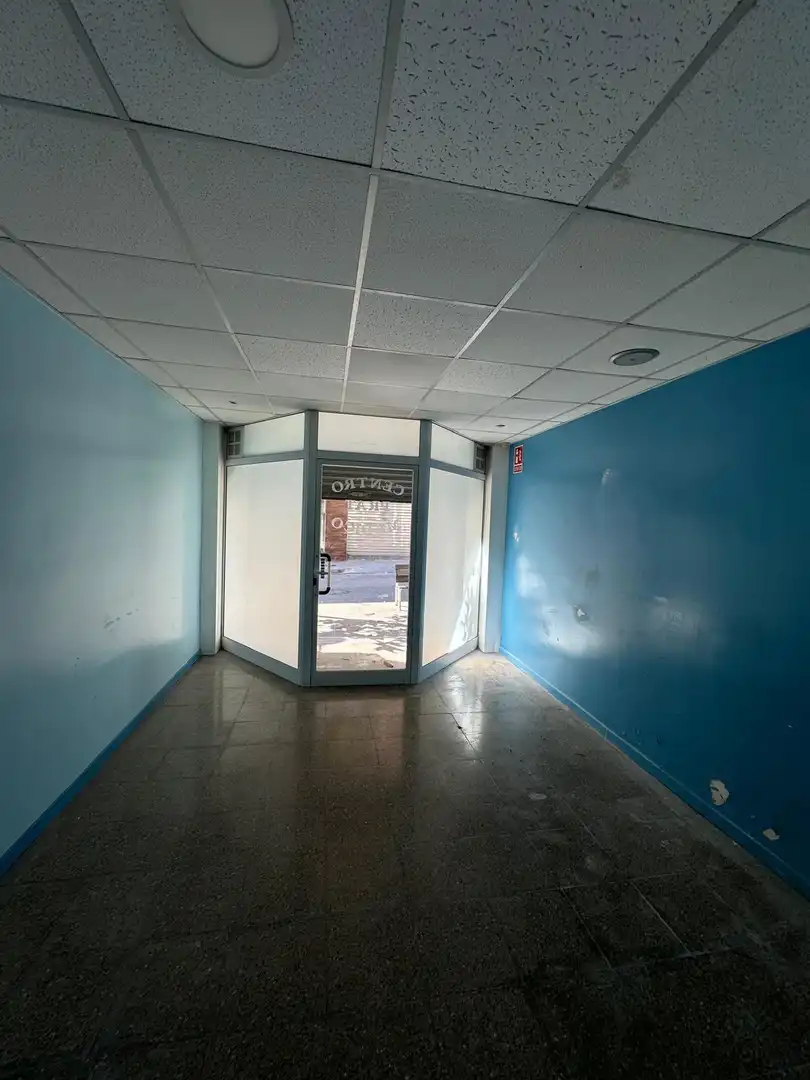 Local comercial en venda a Carrer de Prat de la Riba, imagen 4