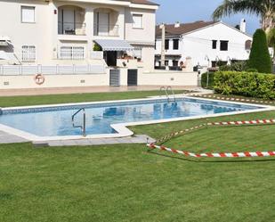 Swimming pool of Planta baja for sale in El Vendrell  with Air Conditioner and Terrace