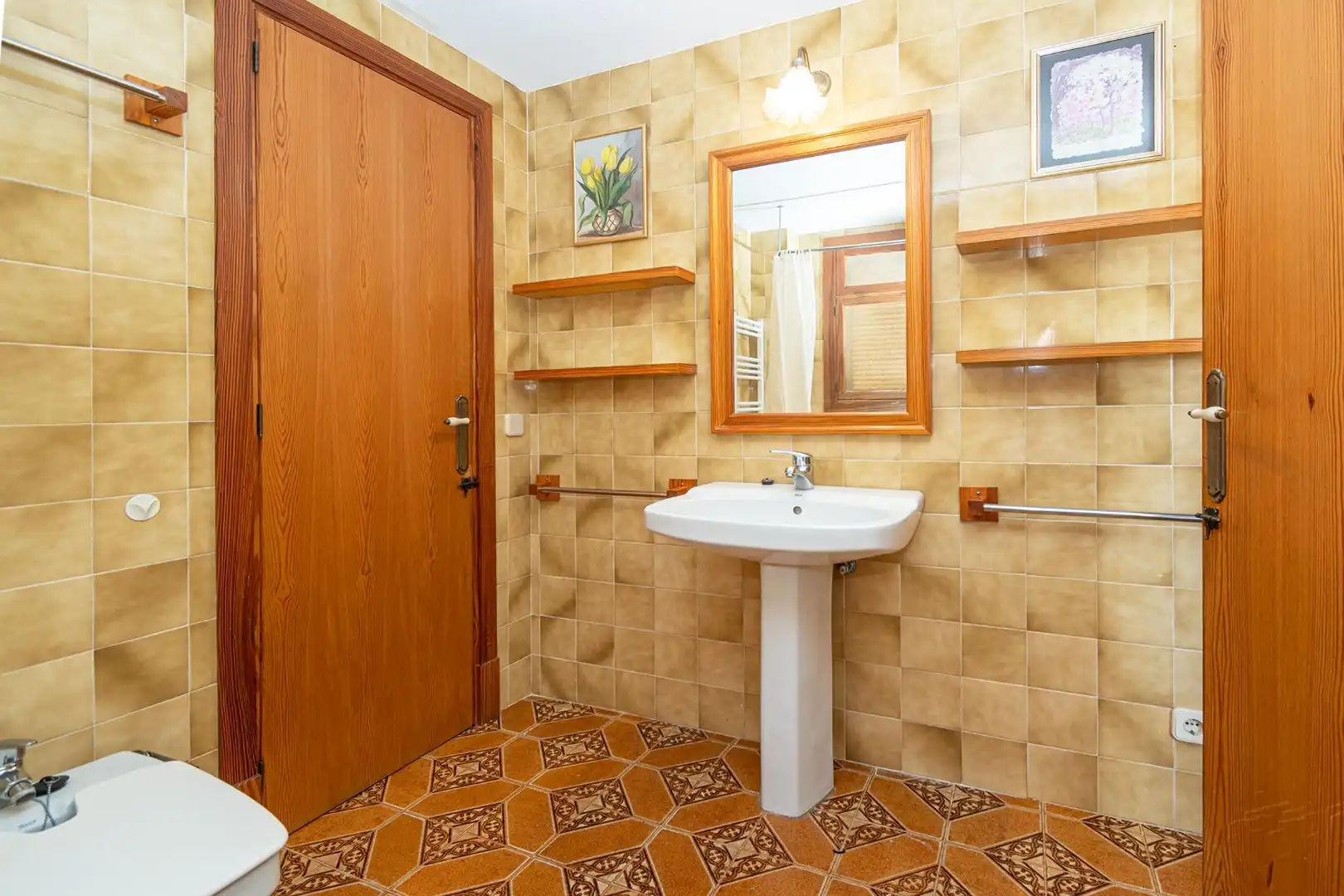 Baño de Piso en venta en Ses Salines con Aire acondicionado, Calefacción y Terraza