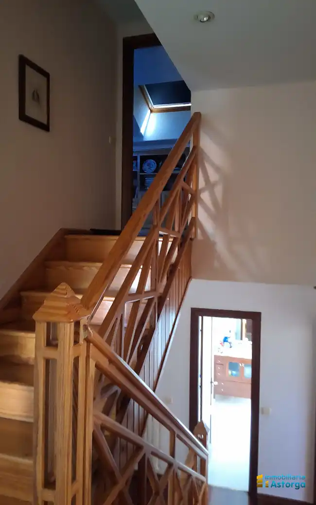 Casa o chalet en venta en Astorga con Calefacción, Jardín privado y Parquet