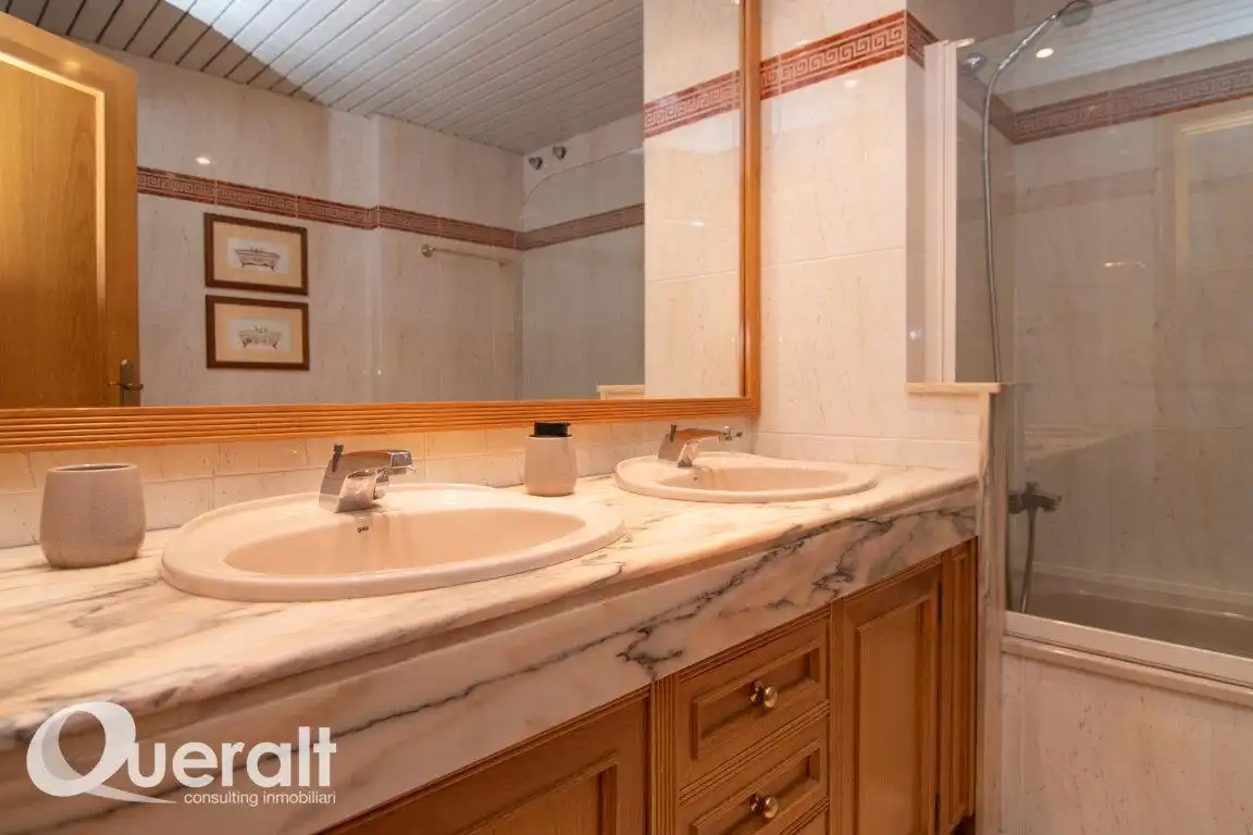 Baño de Piso en venta en Lleida