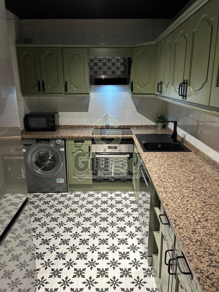Cocina de Piso de alquiler en Cáceres Capital con Aire acondicionado, Calefacción y Trastero