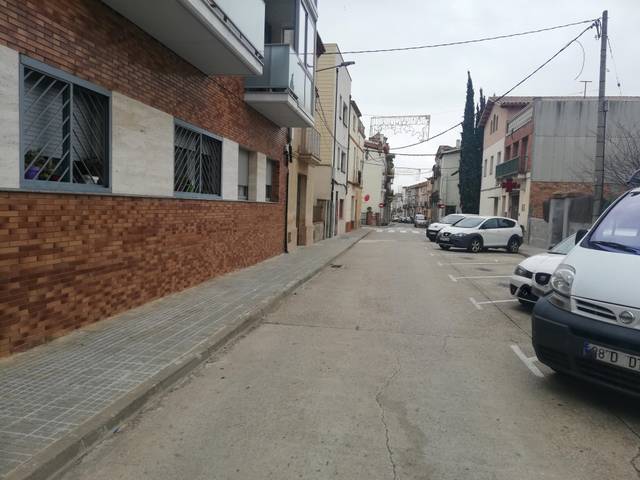 Garaje en Venta en c/ esglesia en Els Hostalets de Pierola