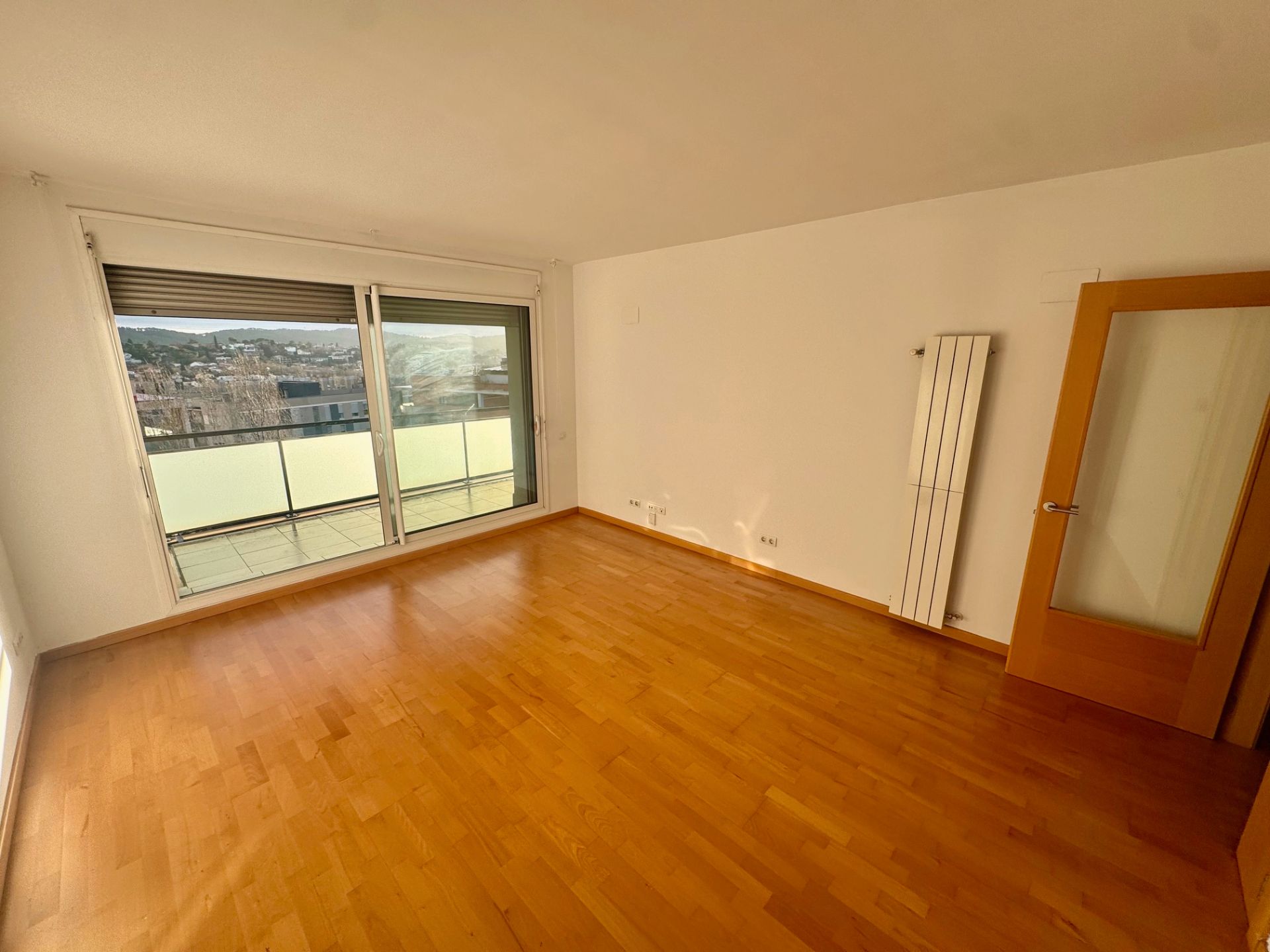 Àtic de lloguer a Turó de Can Mates