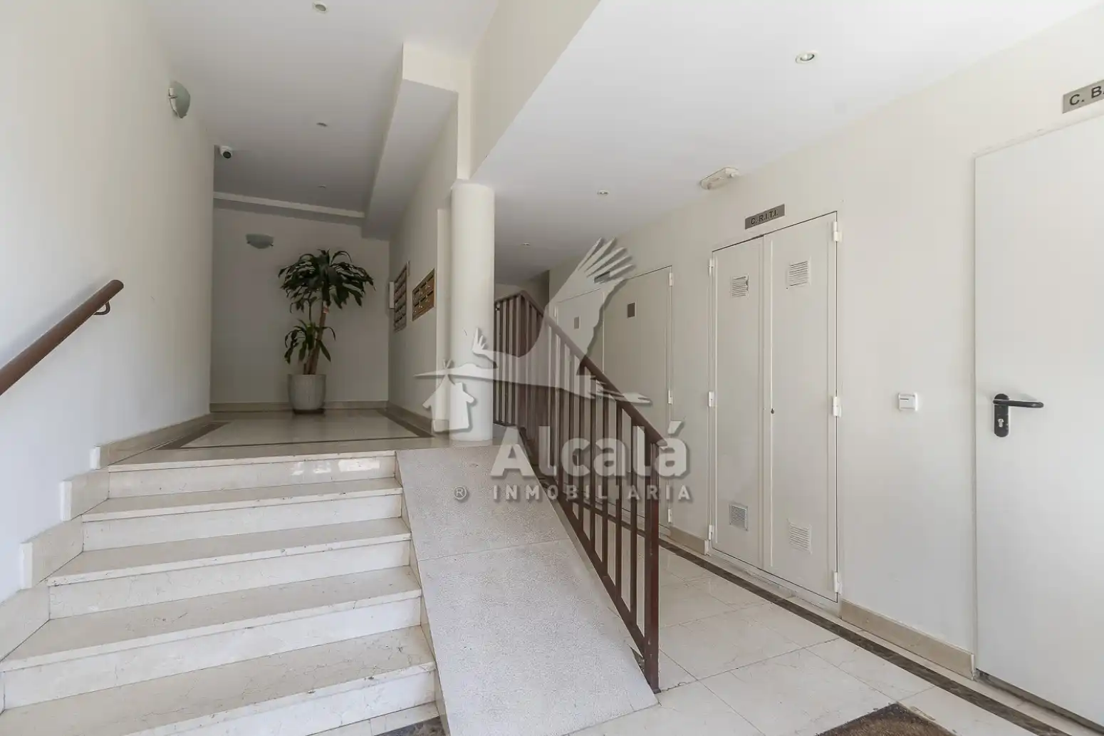 Wohnung zum Verkauf in Camarma de Esteruelas mit Heizung, Balkon und Gemeinschaftspool