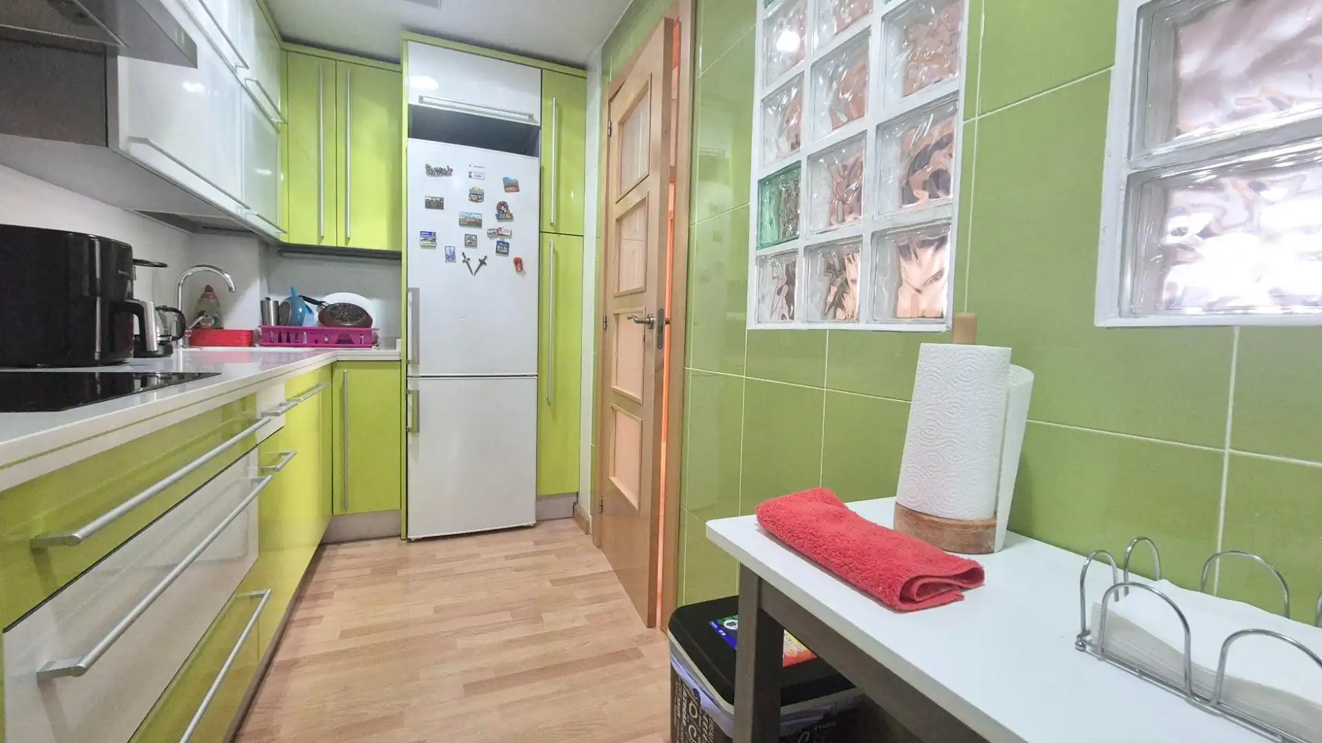 Cocina de Planta baja de alquiler en Castellanos de Moriscos con Calefacción, Amueblado y Piscina comunitaria
