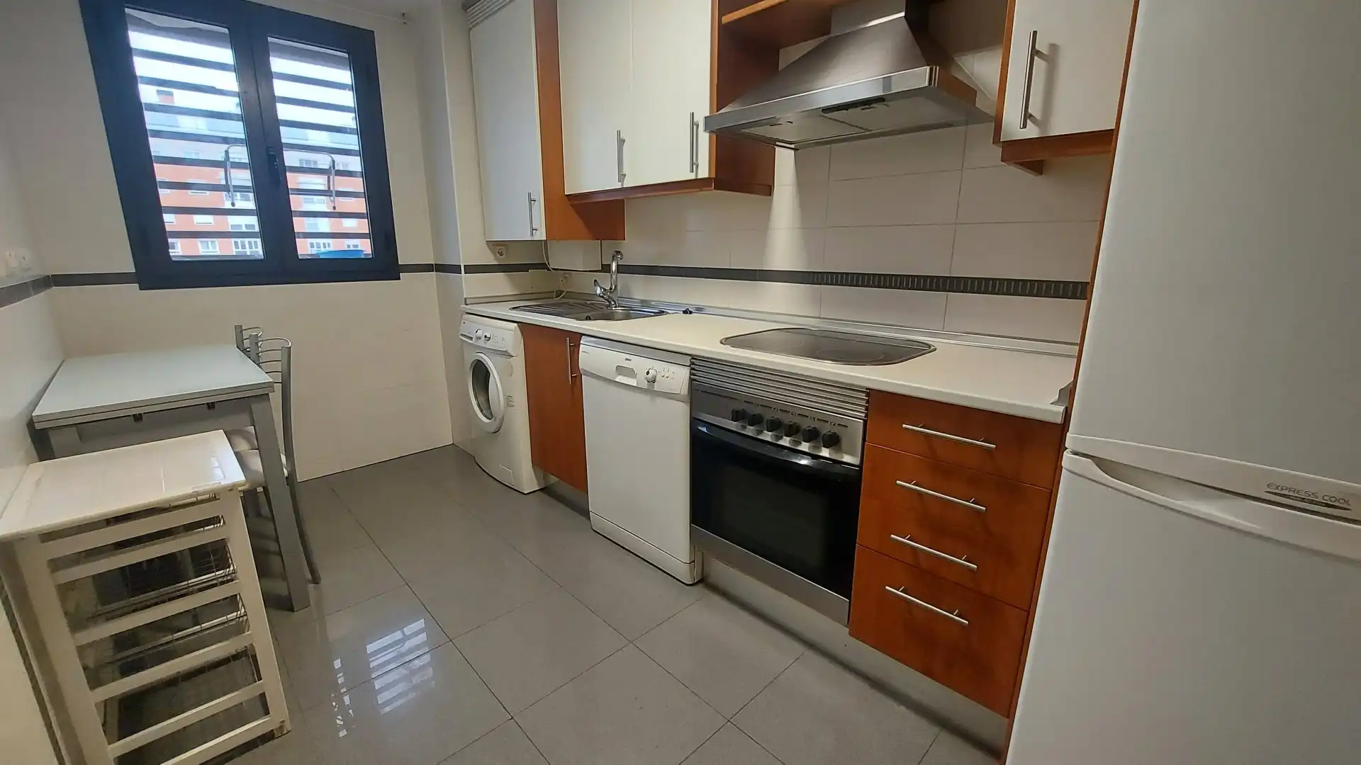 Küche von Wohnung zur Miete in Villa de Vallecas