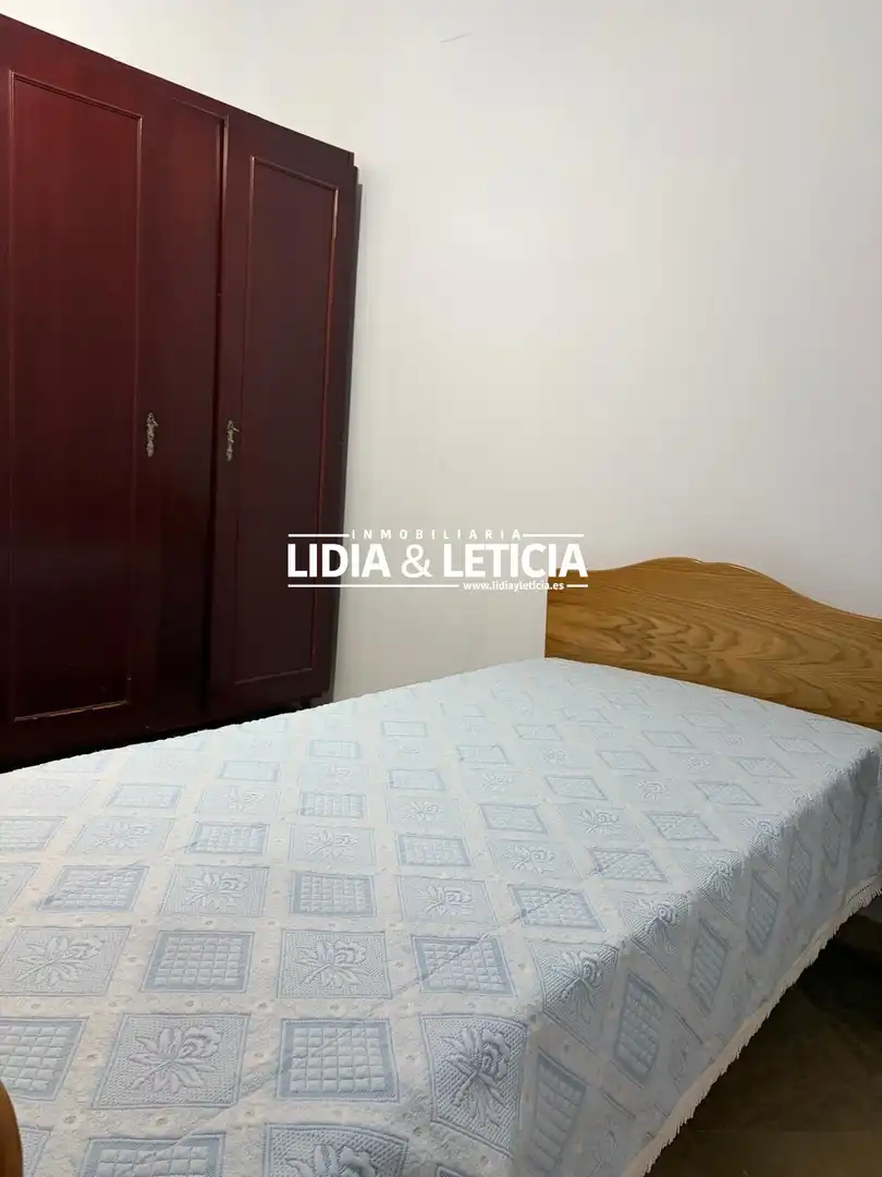 Dormitori de Casa adosada en venda en Alcalá de Guadaira