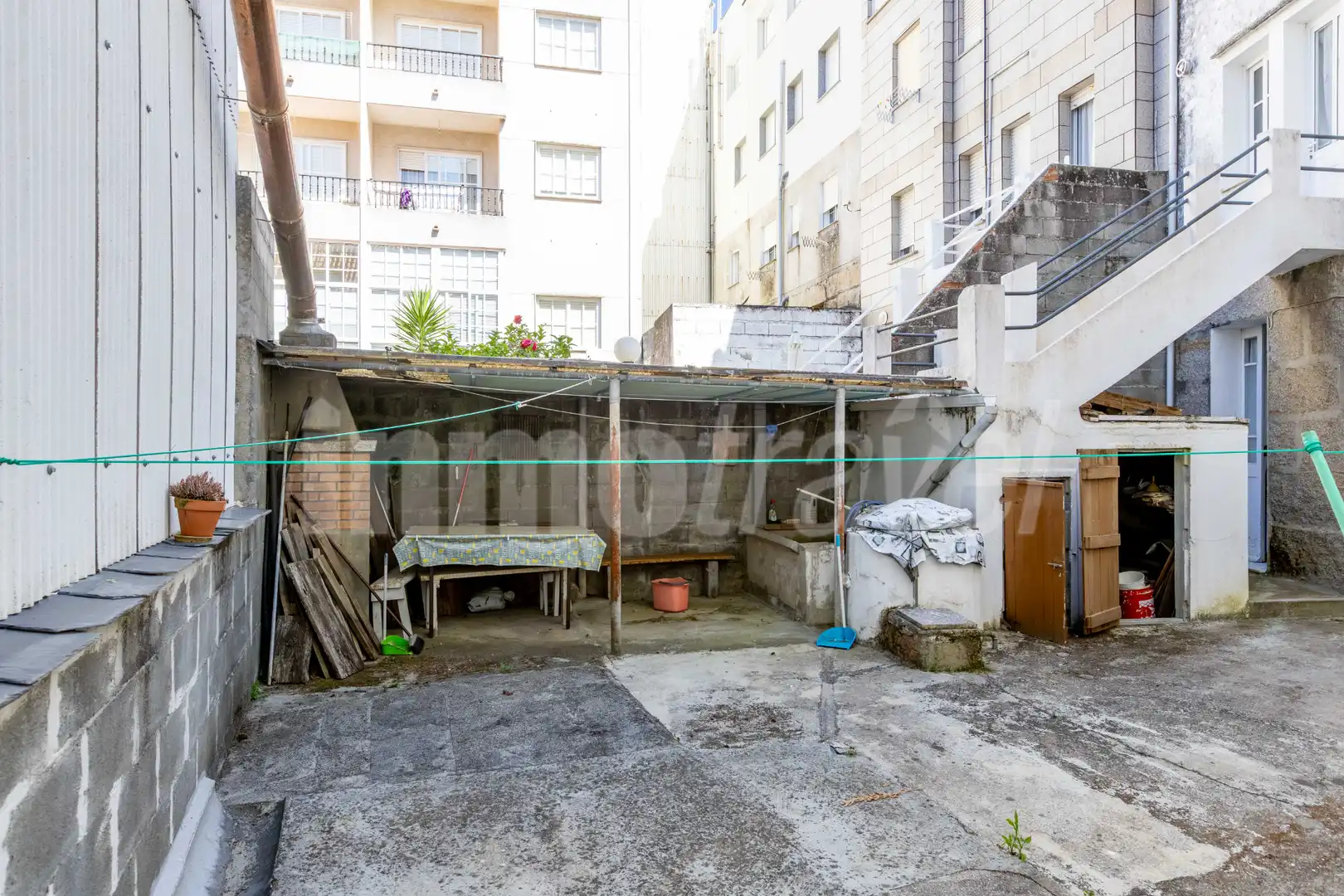 Vista exterior de Casa adosada en venda en Sanxenxo amb Terrassa, Moblat i Forn